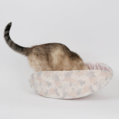 Lit Cat Canoe® The Cat Ball