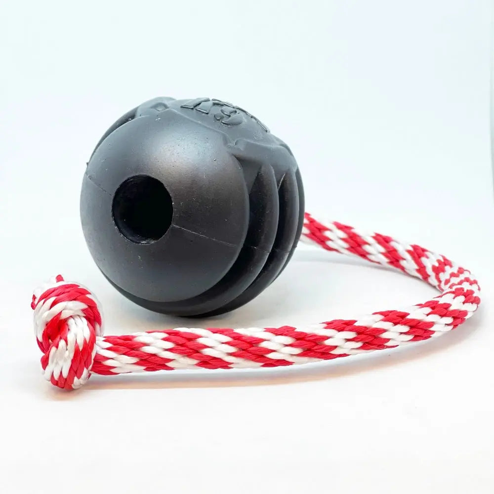 Magnum Noir USA K9 en caoutchouc ultra-durable Soda Pup